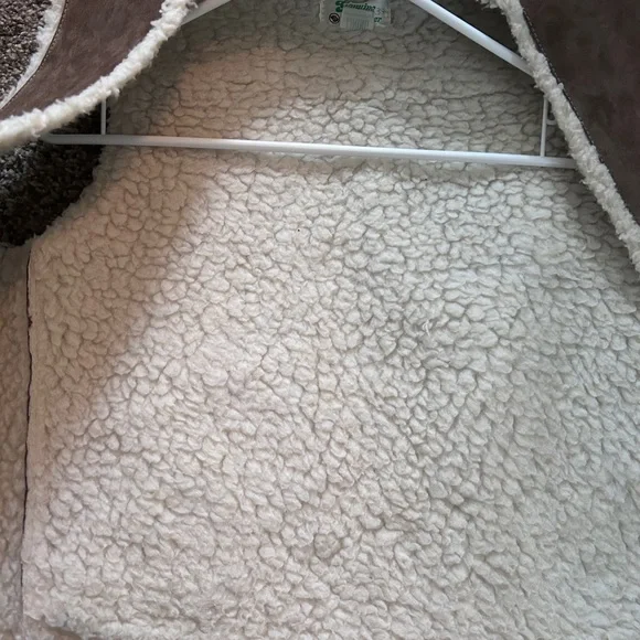 Brown Suede Vest - Picture 7 of 7